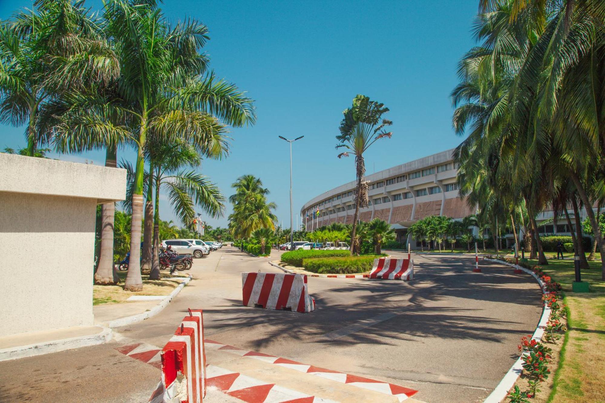 Hôtel Sarakawa Lomé Exterior foto